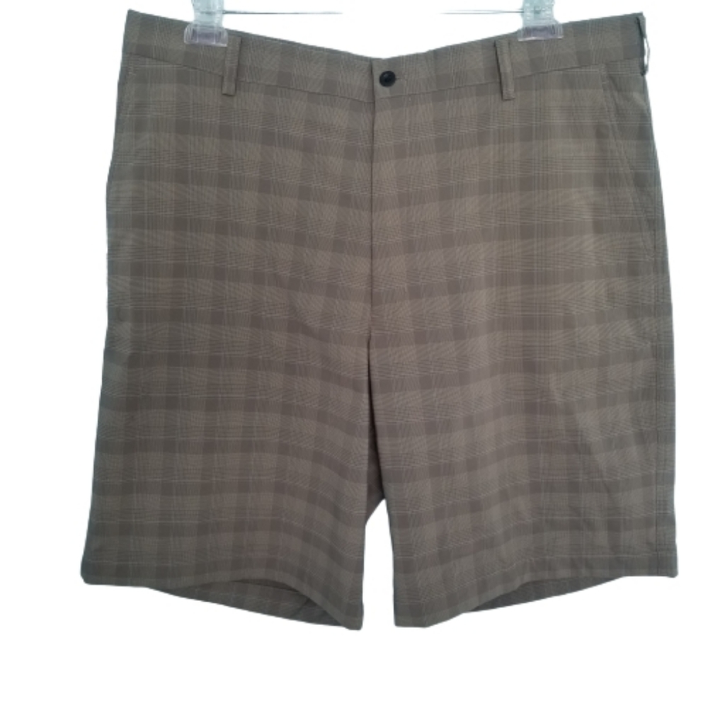 Nike Dry Fit Plaid Golf Shorts Size 38 waist